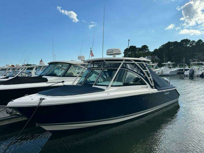 Cocamo 26ft Pursuit Yacht For Sale