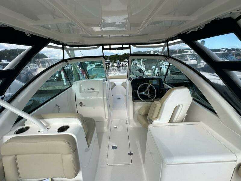 Cocamo 26ft Pursuit Yacht For Sale