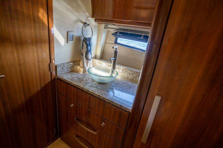 46ft Cobalt Yacht For Sale