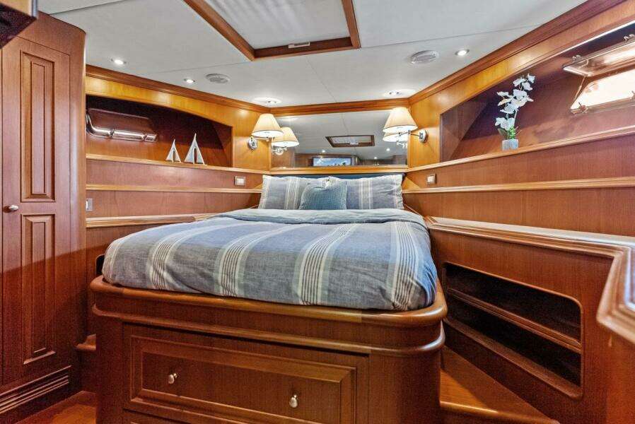 El Legado 72ft Grand Banks Yacht For Sale