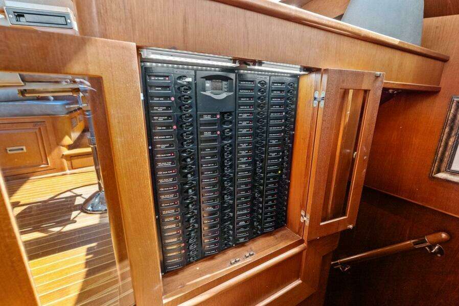 El Legado 72ft Grand Banks Yacht For Sale