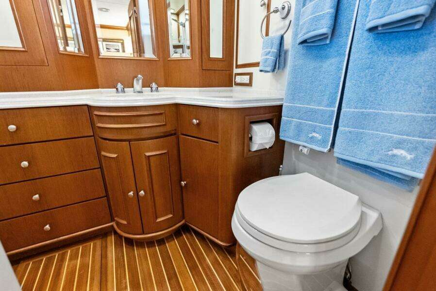 El Legado 72ft Grand Banks Yacht For Sale