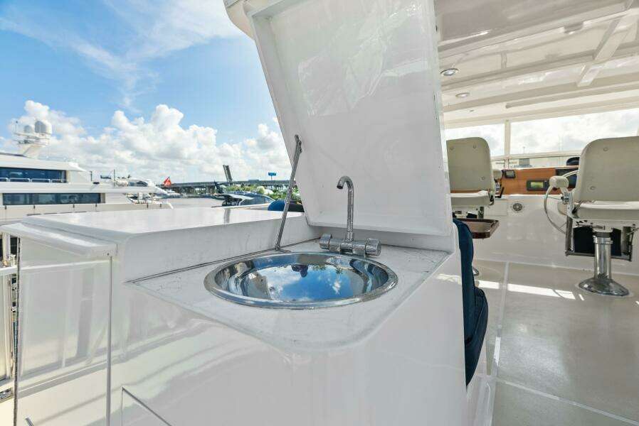 El Legado 72ft Grand Banks Yacht For Sale