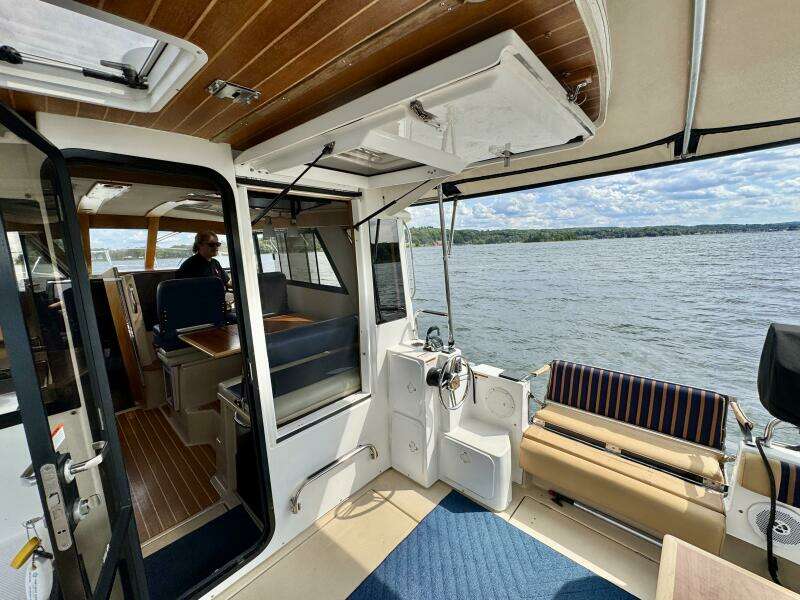 30ft Cutwater Yacht For Sale