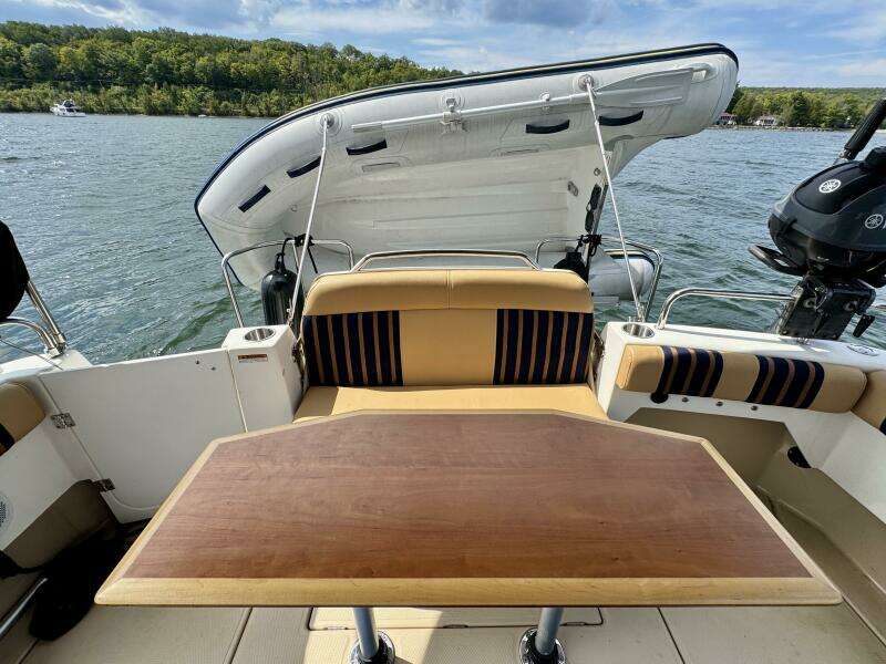 30ft Cutwater Yacht For Sale