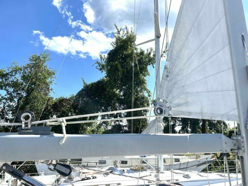 Misty Blue 35ft Catalina Yacht For Sale