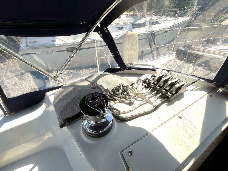Misty Blue 35ft Catalina Yacht For Sale