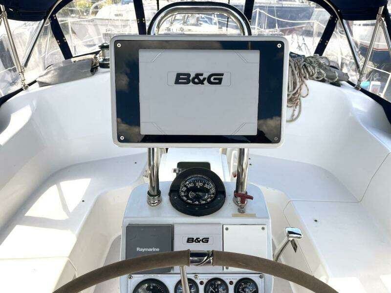 Misty Blue 35ft Catalina Yacht For Sale