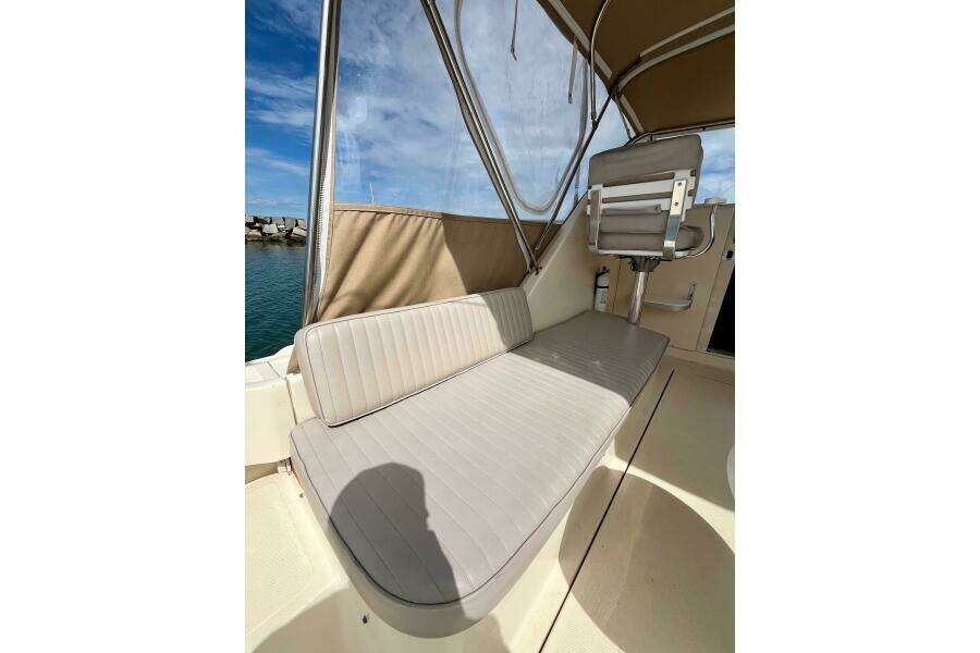 30ft Mainship Yacht For Sale