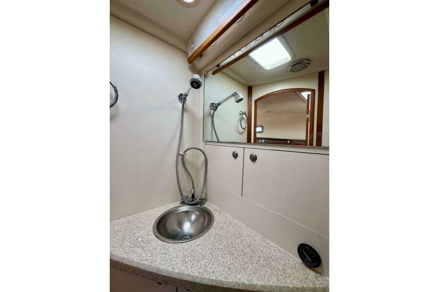 30ft Mainship Yacht For Sale