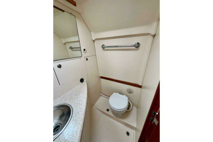 30ft Mainship Yacht For Sale