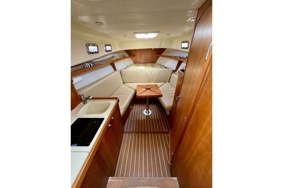 30ft Mainship Yacht For Sale