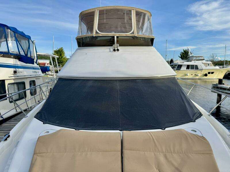43ft Carver Yacht For Sale