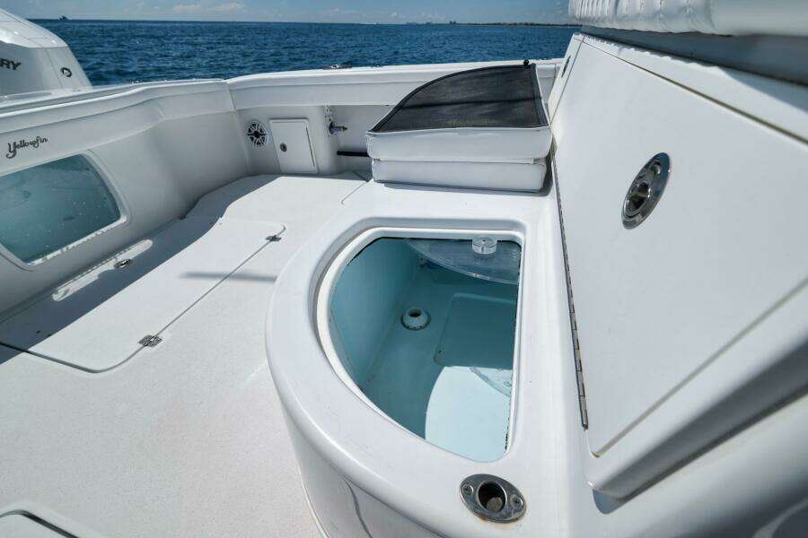 Double Standard 39ft Yellowfin Yacht For Sale