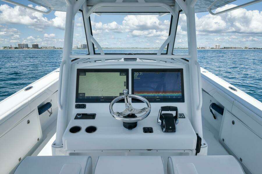 Double Standard 39ft Yellowfin Yacht For Sale