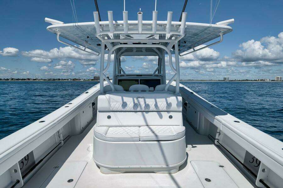 Double Standard 39ft Yellowfin Yacht For Sale
