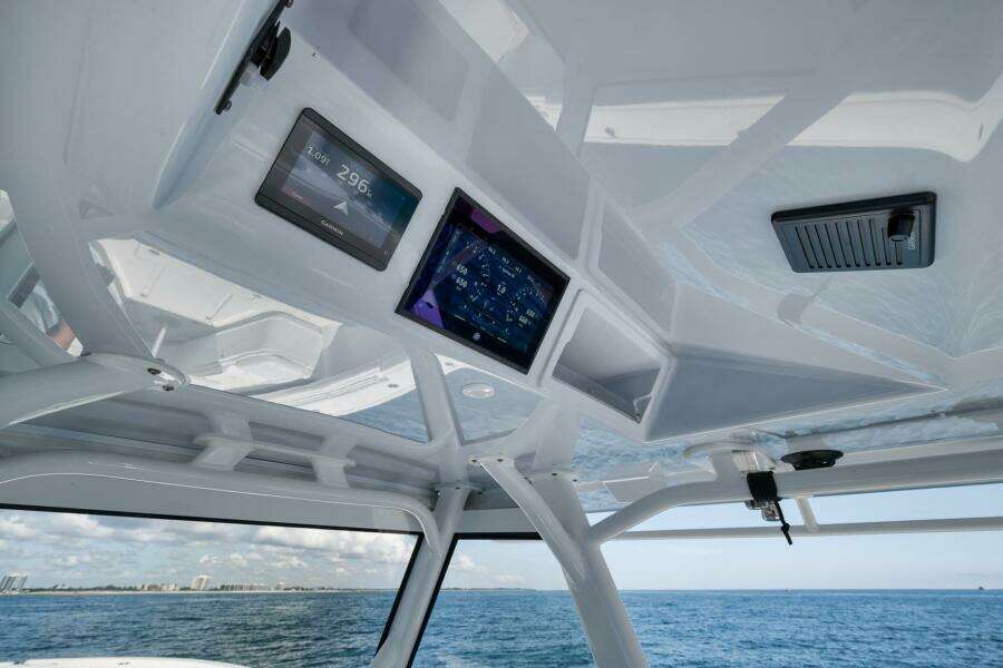 Double Standard 39ft Yellowfin Yacht For Sale