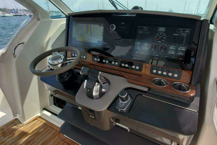 Pogue Life 38ft Tiara Sport Yacht For Sale