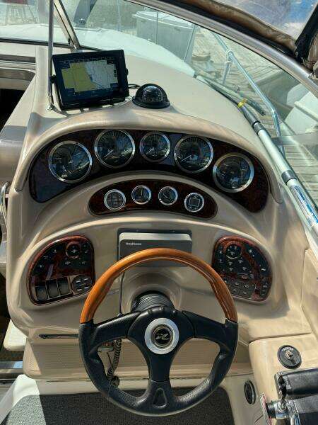28ft Sea Ray Yacht For Sale