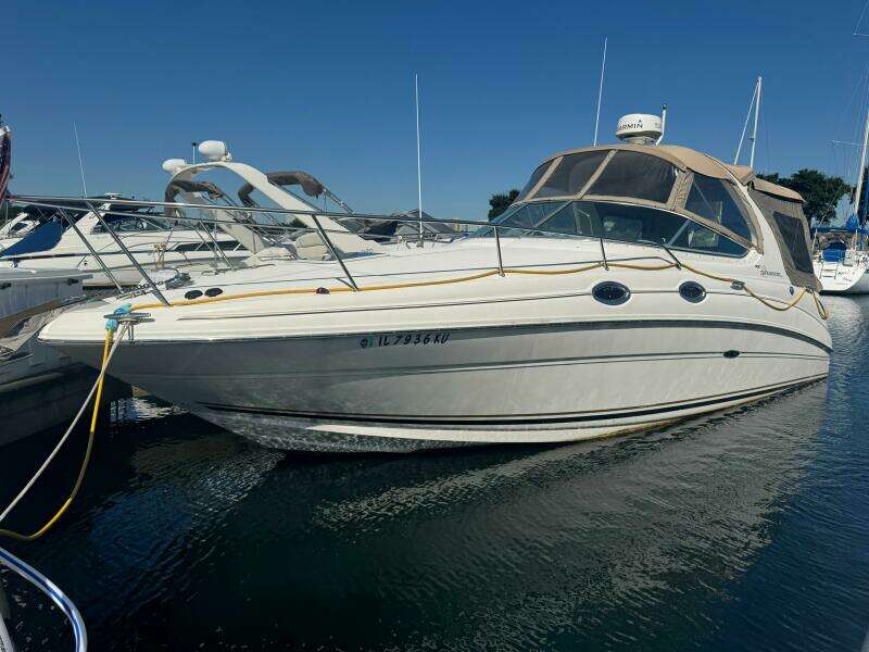 28ft Sea Ray Yacht For Sale