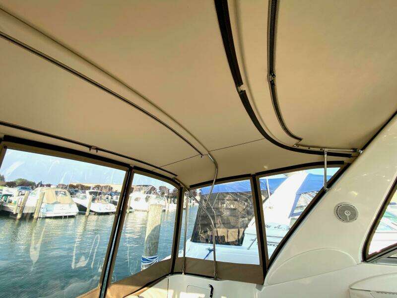 34ft Sea Ray Yacht For Sale