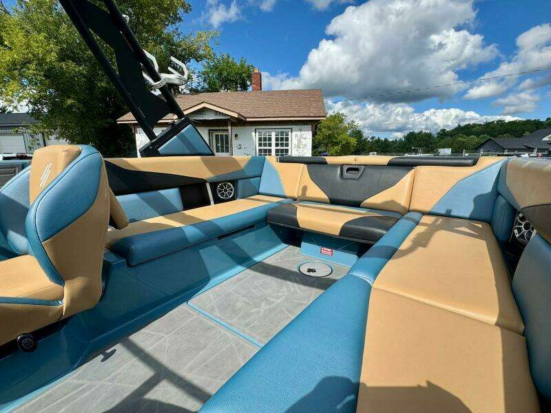 24ft ATX Surf Boats Yacht For Sale