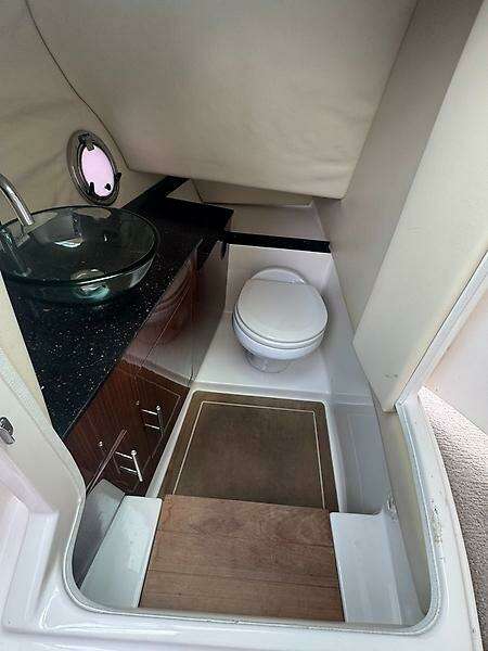 32ft Regal Yacht For Sale