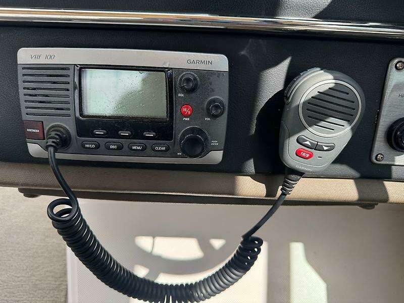 32ft Regal Yacht For Sale