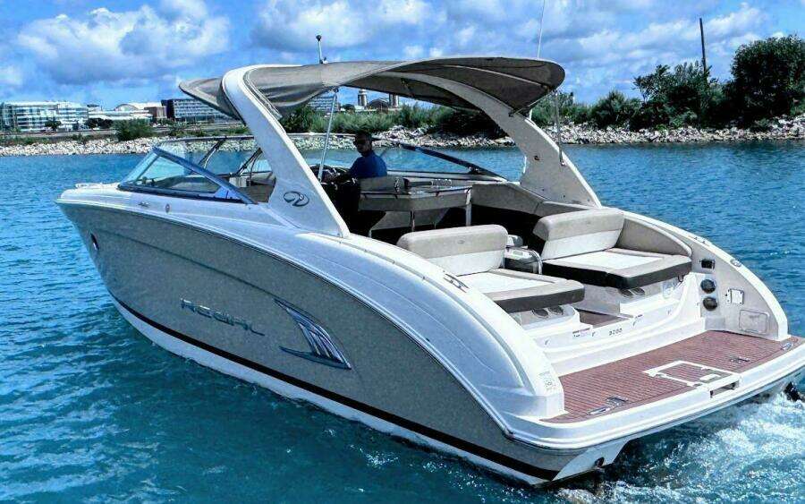 32ft Regal Yacht For Sale