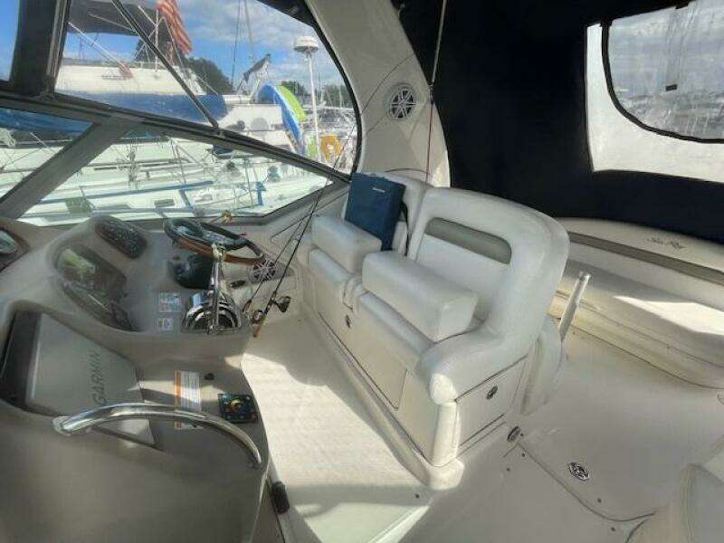 Grand Cru 32ft Sea Ray Yacht For Sale