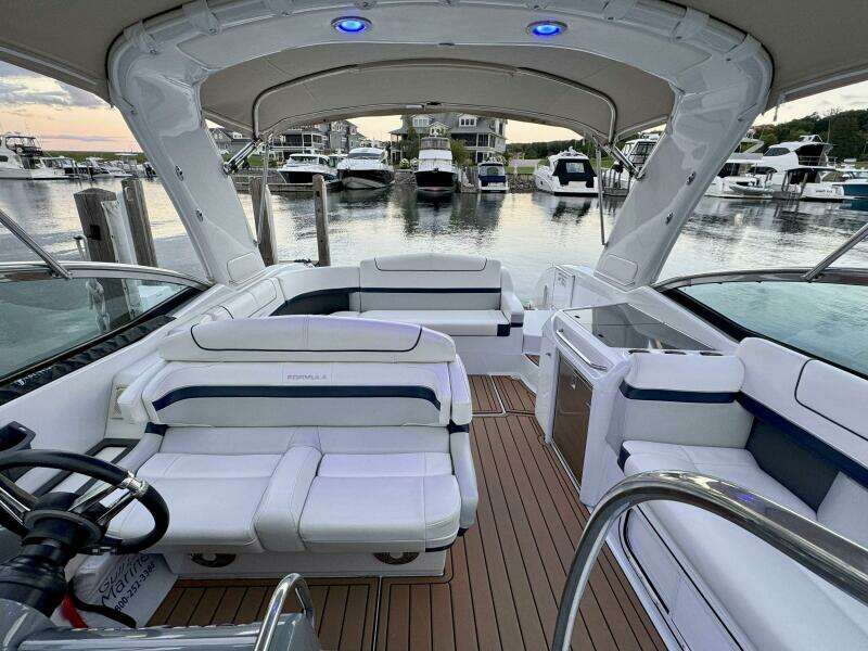 35ft Formula Yacht For Sale