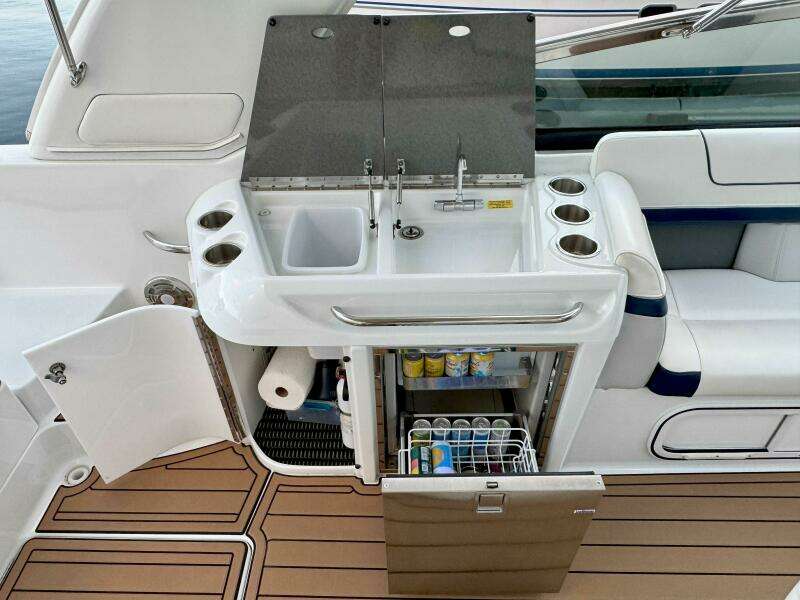 35ft Formula Yacht For Sale