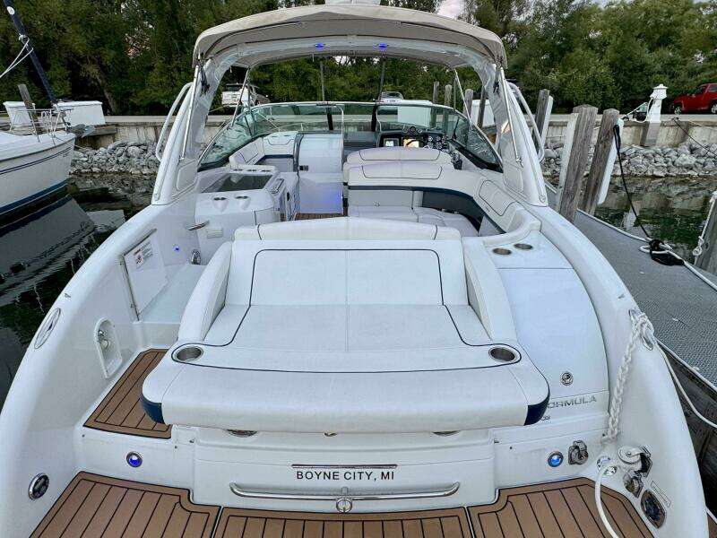 35ft Formula Yacht For Sale