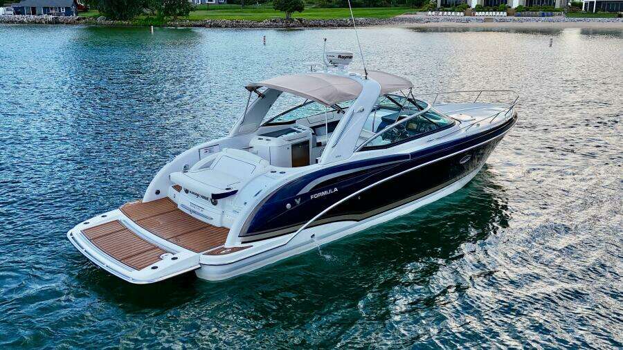 35ft Formula Yacht For Sale