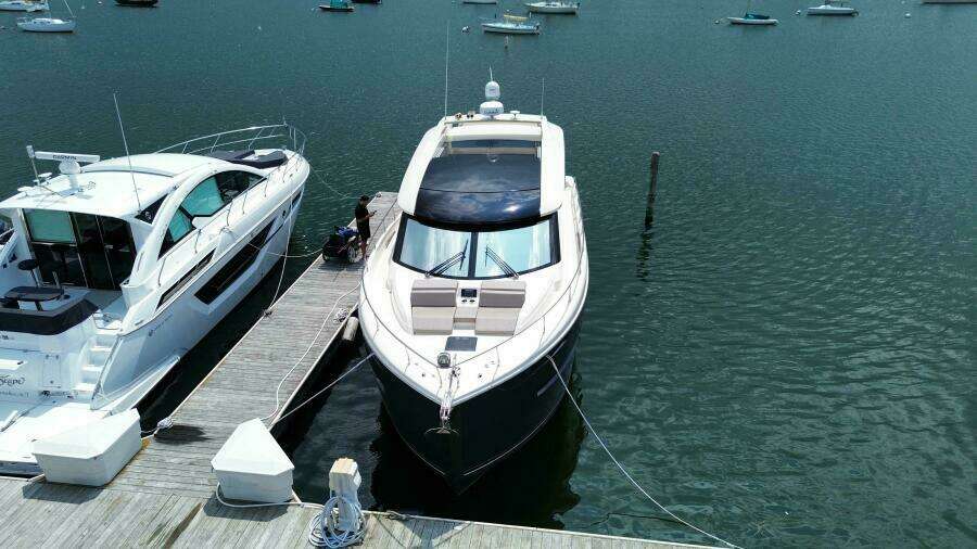 52ft Carver Yacht For Sale