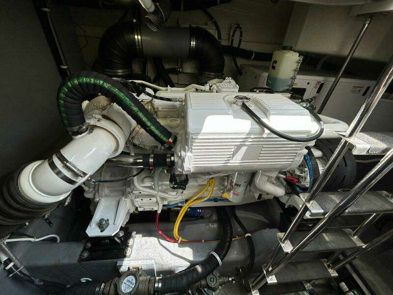 52ft Carver Yacht For Sale