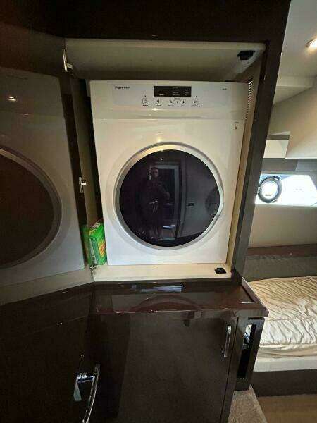 52ft Carver Yacht For Sale