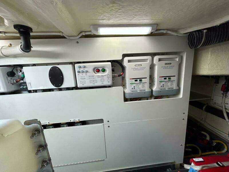 52ft Carver Yacht For Sale