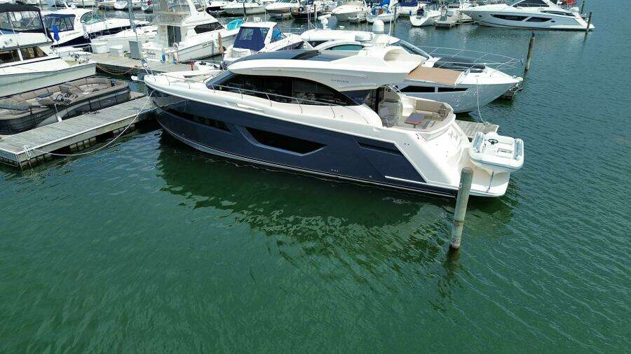 52ft Carver Yacht For Sale