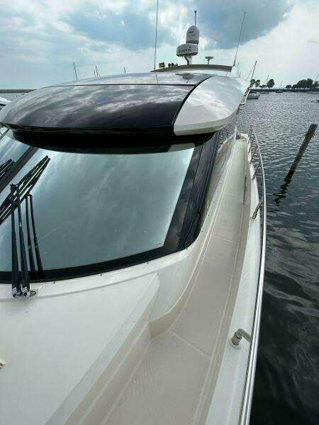 52ft Carver Yacht For Sale