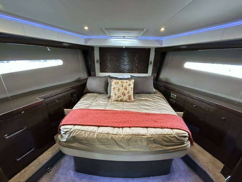 52ft Carver Yacht For Sale