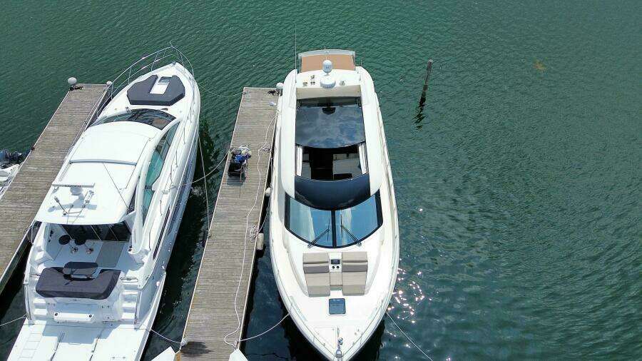 52ft Carver Yacht For Sale