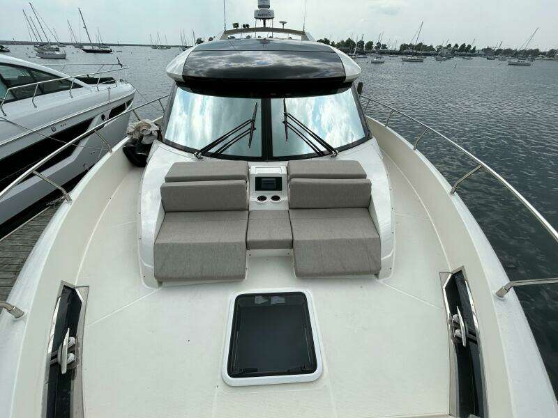 52ft Carver Yacht For Sale