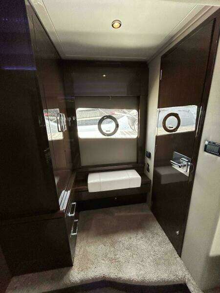 52ft Carver Yacht For Sale