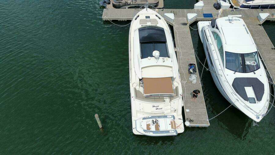 52ft Carver Yacht For Sale