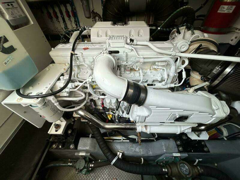 52ft Carver Yacht For Sale