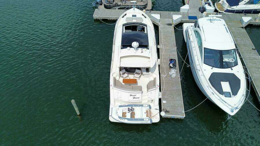 52ft Carver Yacht For Sale