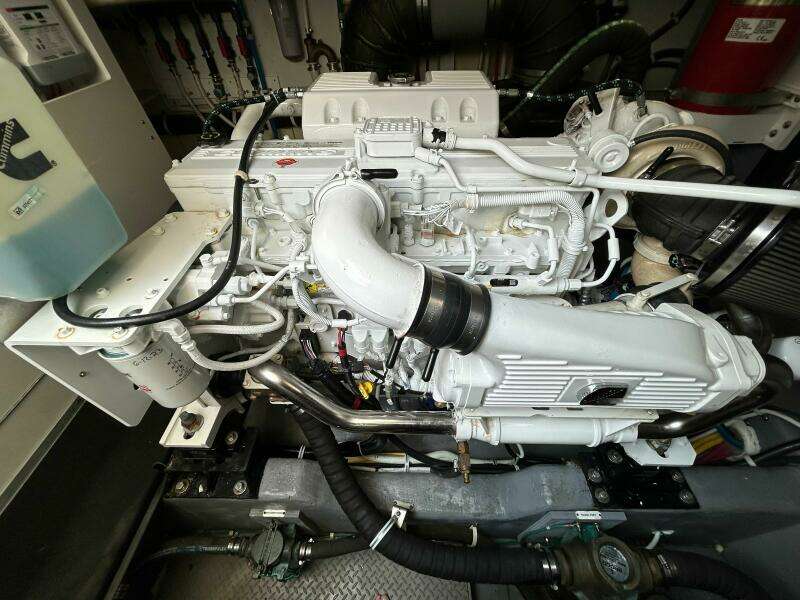 52ft Carver Yacht For Sale