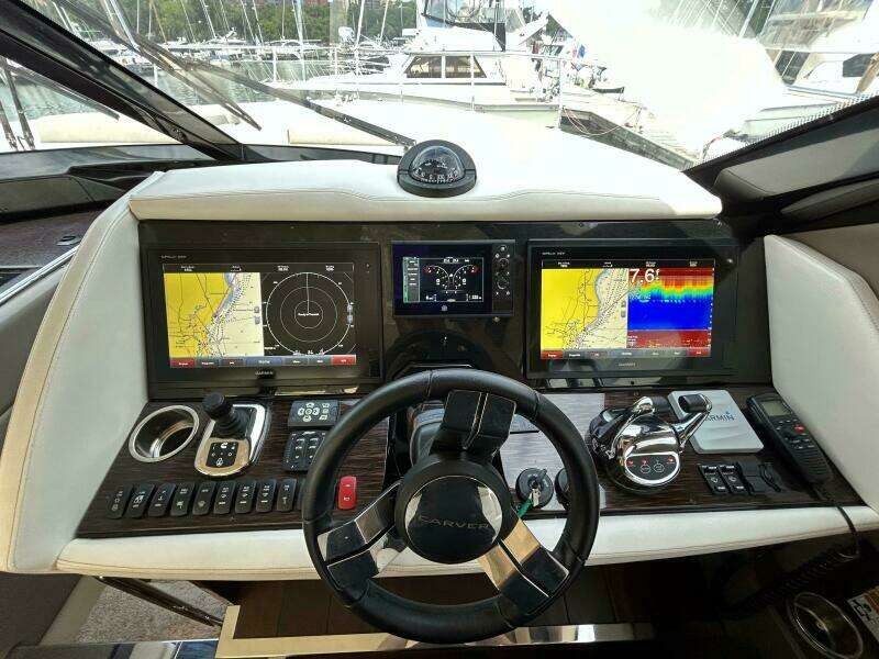 52ft Carver Yacht For Sale