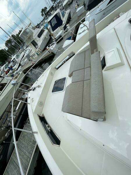 52ft Carver Yacht For Sale